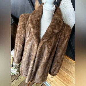 Fur MINK Women’s fur coat made in Greece size M 
Pre loved